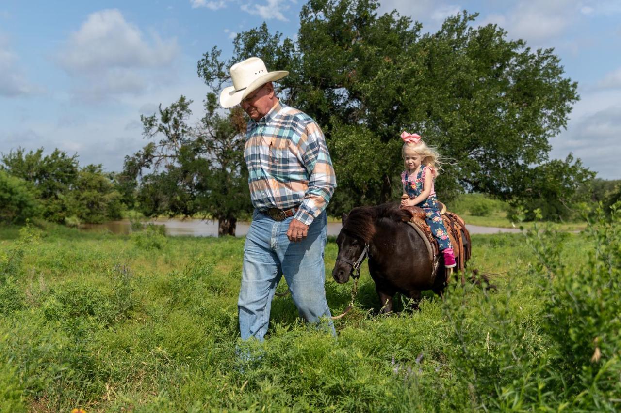 Wildcatter Ranch And Resort Graham Extérieur photo