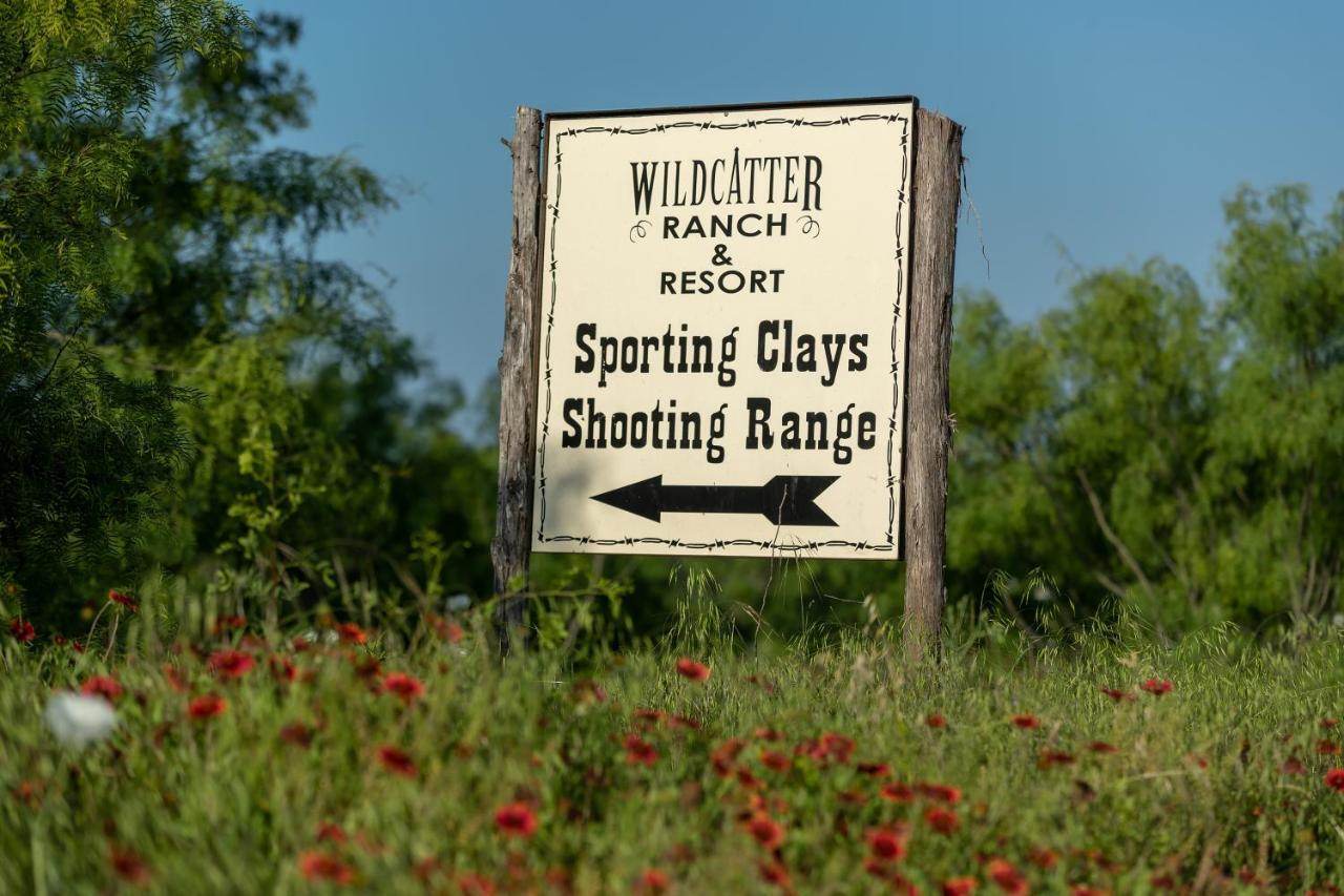 Wildcatter Ranch And Resort Graham Extérieur photo
