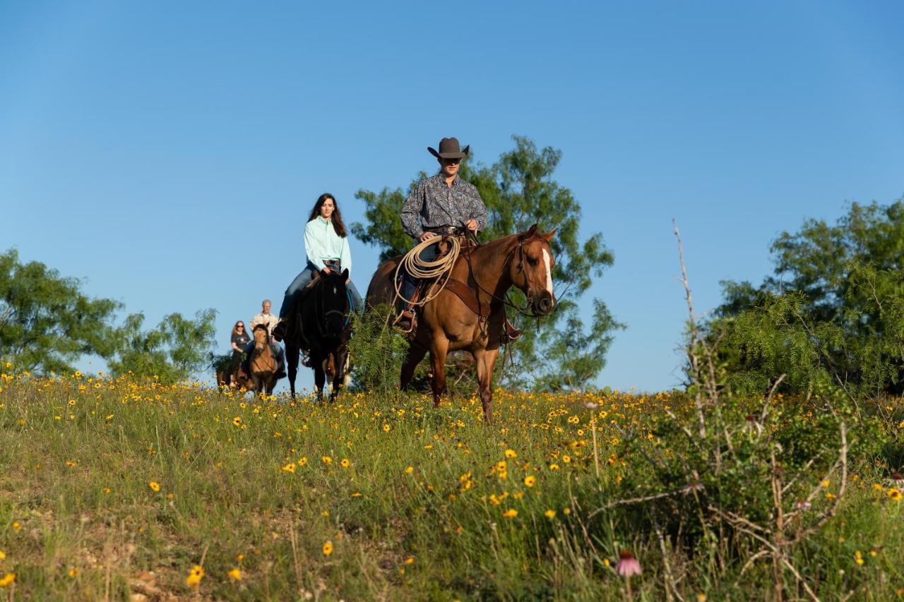 Wildcatter Ranch And Resort Graham Extérieur photo